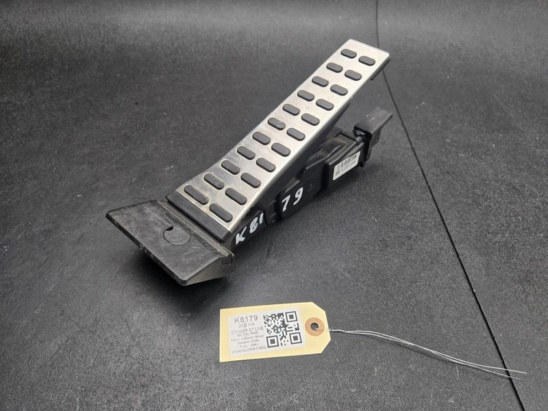 Gas Accelerator Pedal 2022 Kia Stinger 32700-C5130 2018 2019 2020 2021 2023