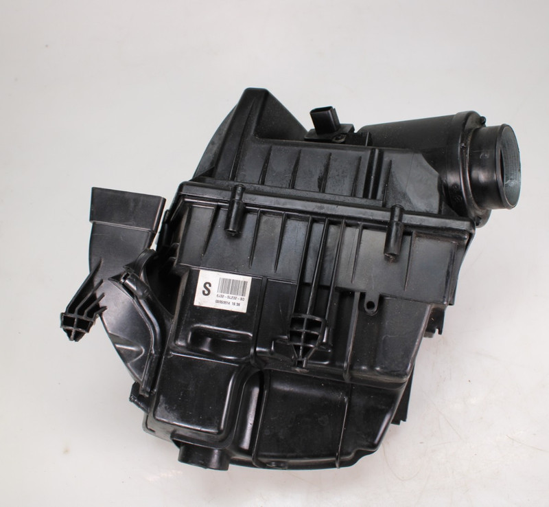 2014-2017 LAND ROVER RANGE ROVER EVOQUE 2.0L AIR CLEANER INTAKE FILTER BOX OEM