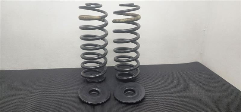 97-02 Ford Expedition 4x4 Rear Coil Springs Pair OEM F75Z-5560-DA