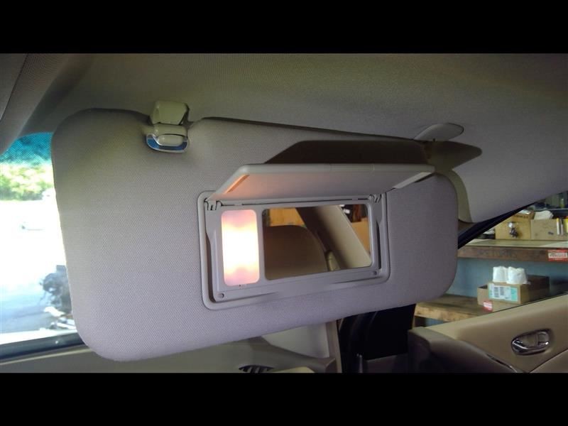 Passenger Sun Visor Illuminated 4 Door Fits 09-14 MURANO 947091