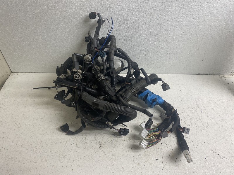 2005 Toyota Sienna 3.3 XLE 2WD Engine Wiring Harness Wire Plug Cord Motor Oem