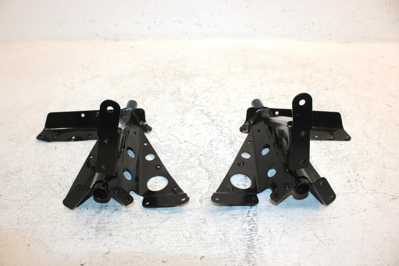 2000 Ski-doo Mxz 700 Oem Trailing Arm Mount Set 518320507 518319722 SS8