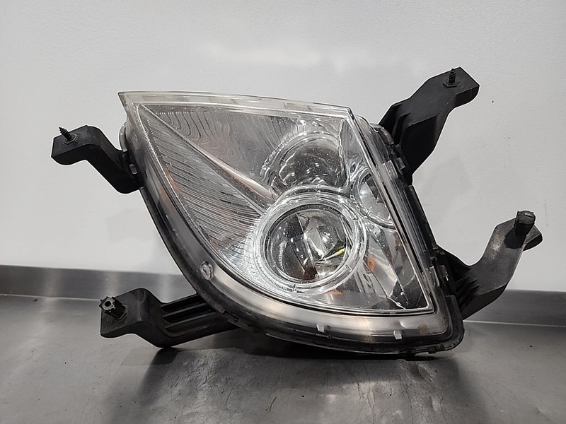 2014 - 2016 HYUNDAI EQUUS FRONT LEFT DRIVER SIDE LED FOGLIGHT USED 92201-3N500