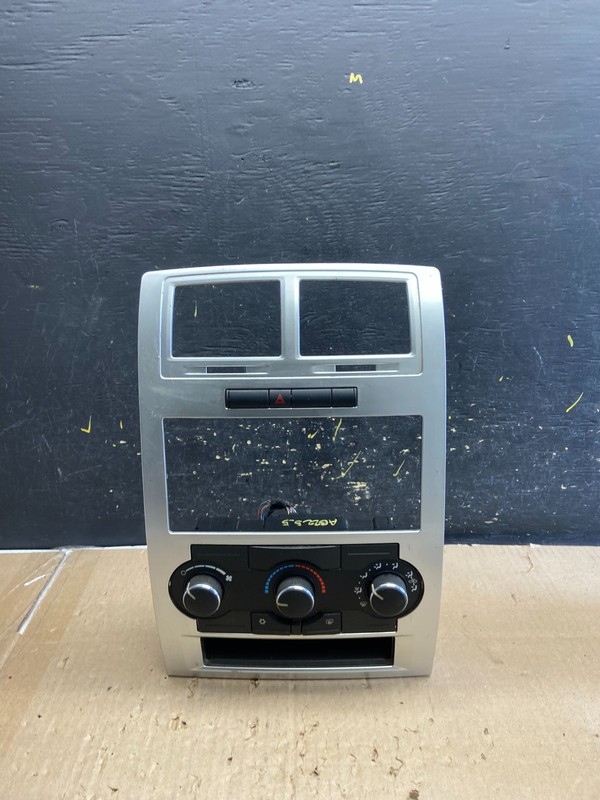 2008 - 2010 Dodge Charger Dash Climate Temperature Control Radio Bezel AB2255 DG