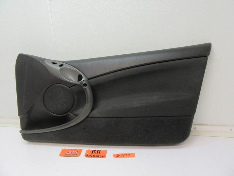 DOOR PANEL RIGHT R RH RF PASSENGER SIDE INTERIOR TRIM BLACK 99 00 01 02 COUGAR