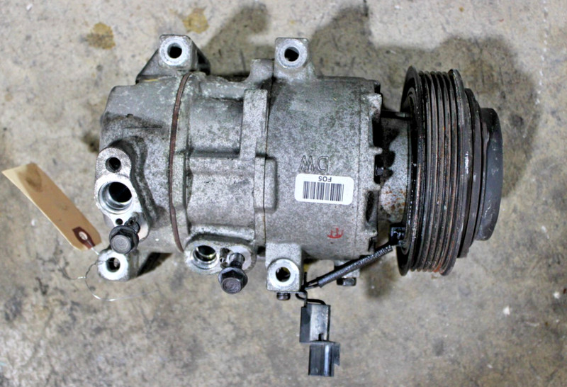 ⭐OEM⭐ AC Compressor W/ Clutch for 2012-2017 Hyundai Veloster 977012V000