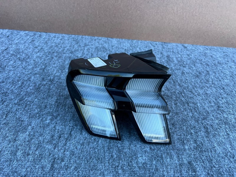 FORD MUSTANG MACH-E 2021-2026 OEM LEFT DRIVER LED TAIL LIGHT LAMP LJ8B-13405-AE