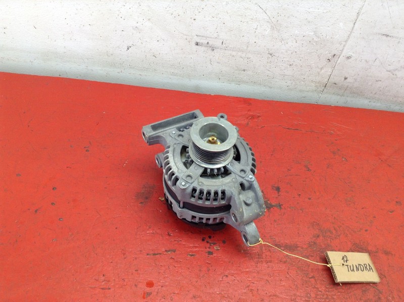 07-21 TOYOTA TUNDRA 5.7L ENGINE ALTERNATOR OEM
