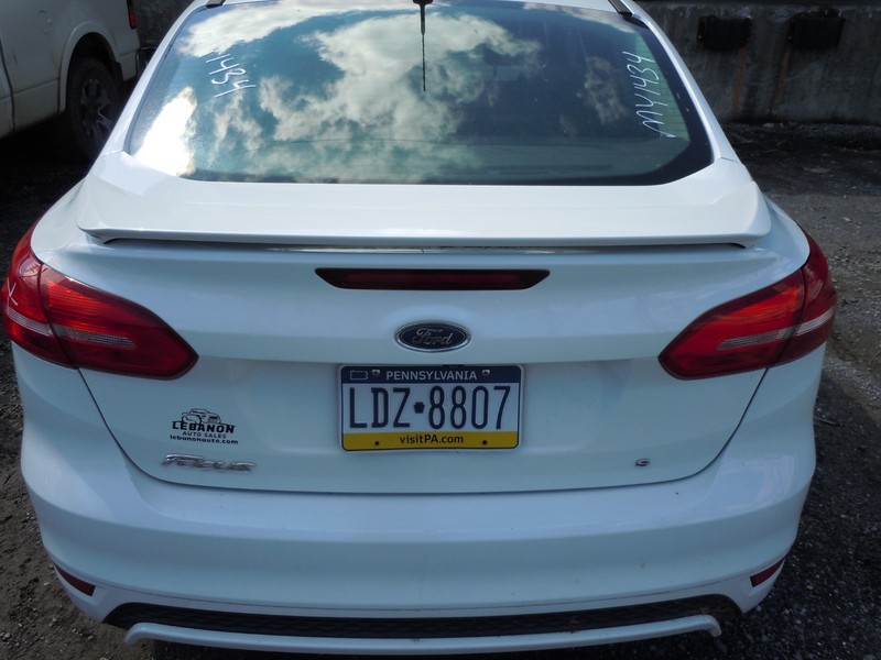 2015-2018 Ford Focus Sedan Rear Trunk Deck Lid W/ Camera & Spoiler OEM YZ