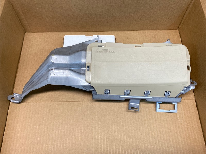 2005-2012 Toyota Avalon Left Side Driver Knee Lower Air Bag Airbag Ivory Tan 02
