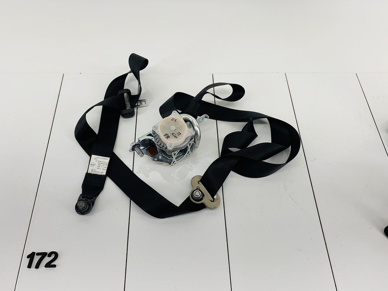 2016-2021 HONDA CIVIC SEDAN FRONT RIGHT PASSENGER SEATBELT SEAT BELT BLACK OEM
