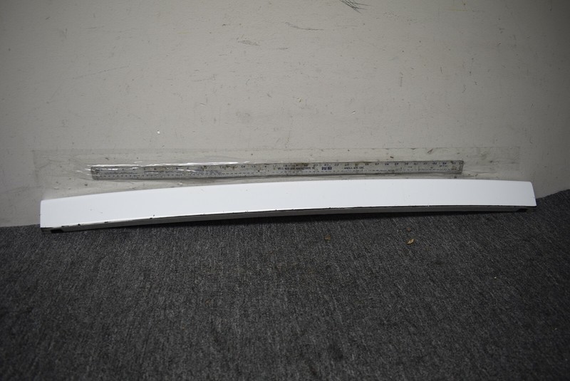 LAND ROVER L320 REAR TAILGATE MOLDING FACTORY OEM
