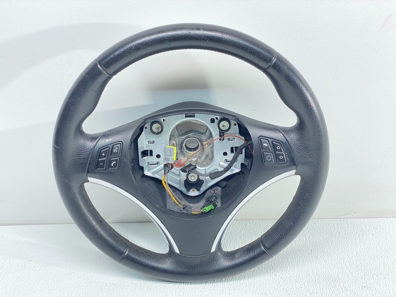 BMW E88 E82 E90 E92 E93 1/3 Series M/T Leather Sport Steering Wheel Assembly OEM