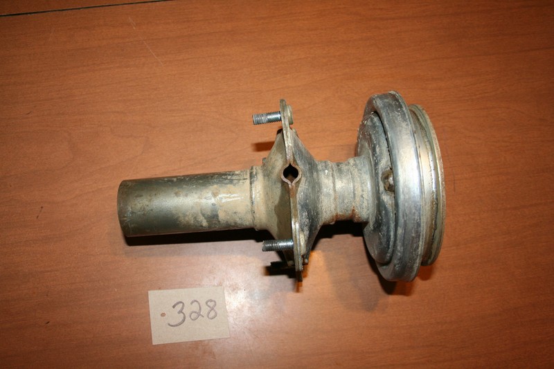 1983 Honda ATC 185s Front Axle Bearing Housing Drum 83