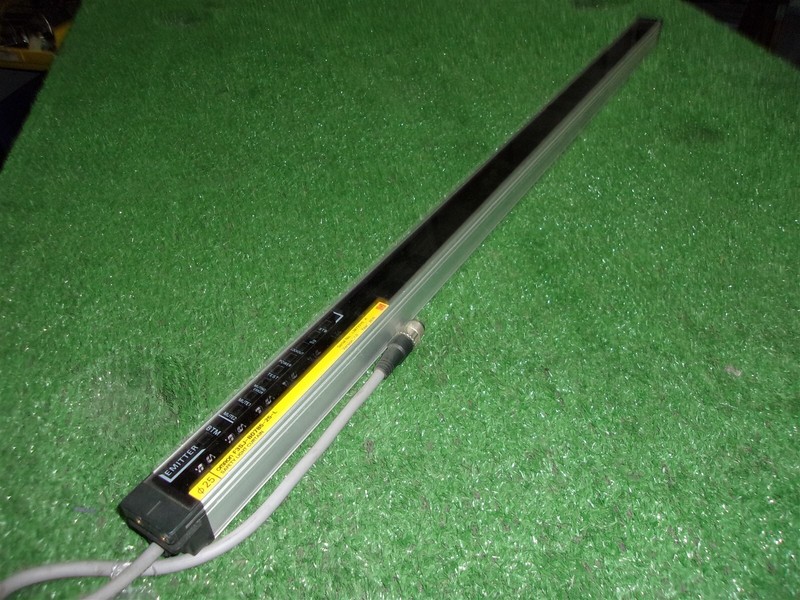 Omron F3SJ-B0785-25-L Safety Light Curtain Emitter *FREE SHIPPING*