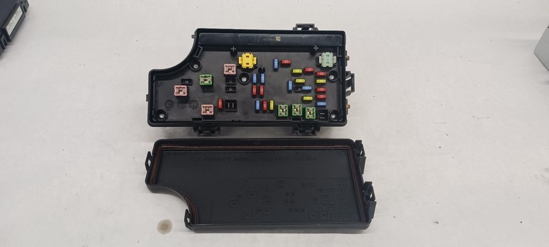 10-'12 DODGE CALIBER TIPC power control module fuse box OEM 1 Year Wnty!