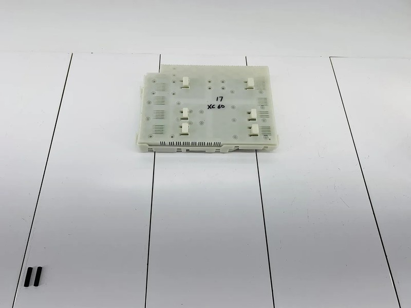 2017 VOLVO XC60 2.0L L4 GAS ENGINE MOTOR BODY CONTROL COMPUTER MODULE OEM