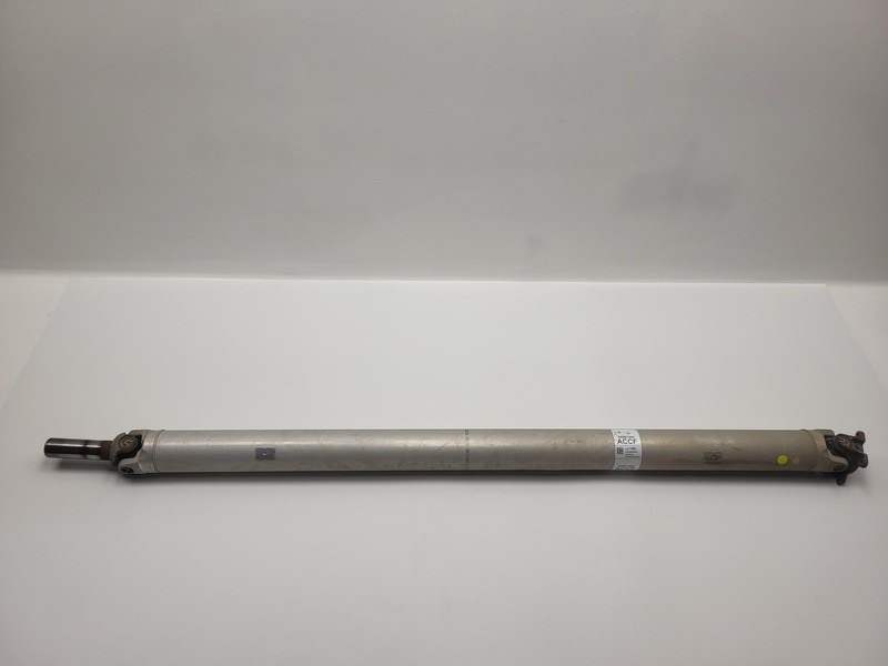 2019-2025 Chevrolet Silverado 1500 Crew Rear Drive Propeller Shaft OEM 84907490