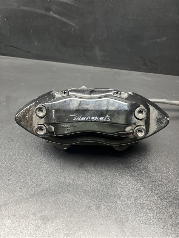 2004-2009 Maserati Quattroporte Front Right BREMBO Brake Caliper And Bracket