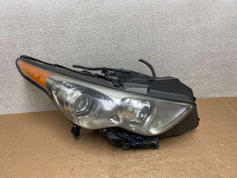 2009-2017 Infiniti FX35 FX37 FX50 QX70 Hid Xenon Right Headlight AA1517 GD