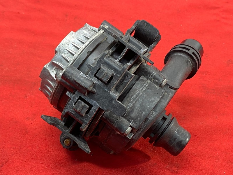 BMW F30 F36 G30 F80 F82 340 540 M3 M4 S55 B58 Auxiliary Electric Water Pump OEM✅