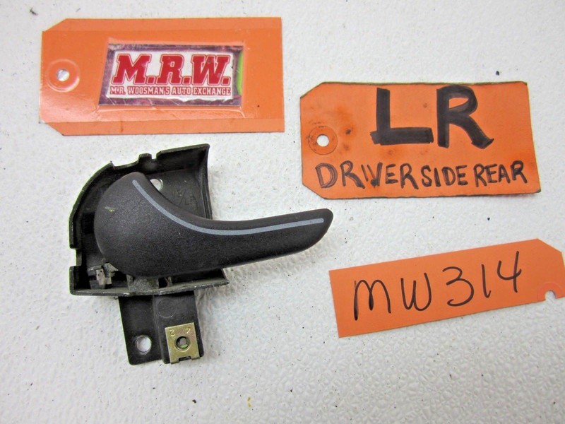 DRIVER LH L LR LEFT REAR INNER DOOR HANDLE PANEL BACK SEAT PULL OPEN SAAB 9000