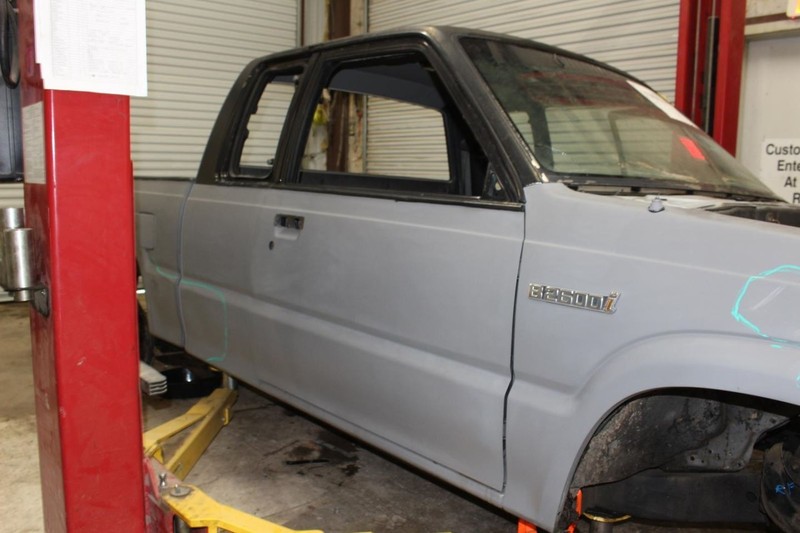 87-93 Mazda B-2600 Cab Plus Gray Passenger Right Front Door Shell