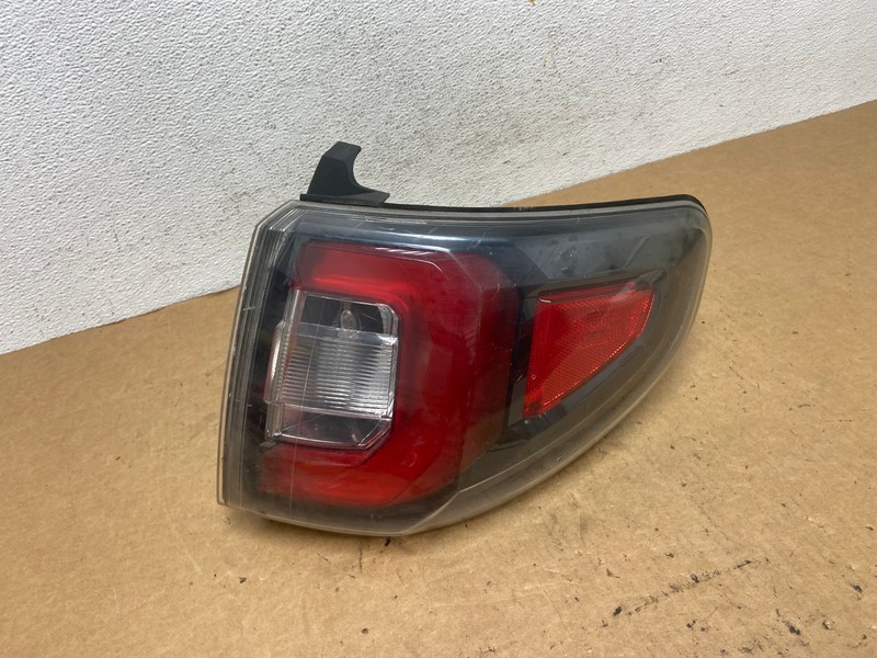 2013 to 2016 GMC Acadia Right Passenger RH Side Tail Light AD5156 LK