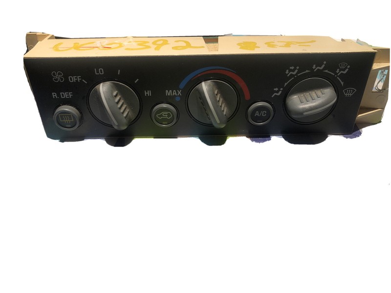 A/C Heater Climate Control For 96-00 Chevy Suburban Tahoe GMC Yukon 599-006 NEW