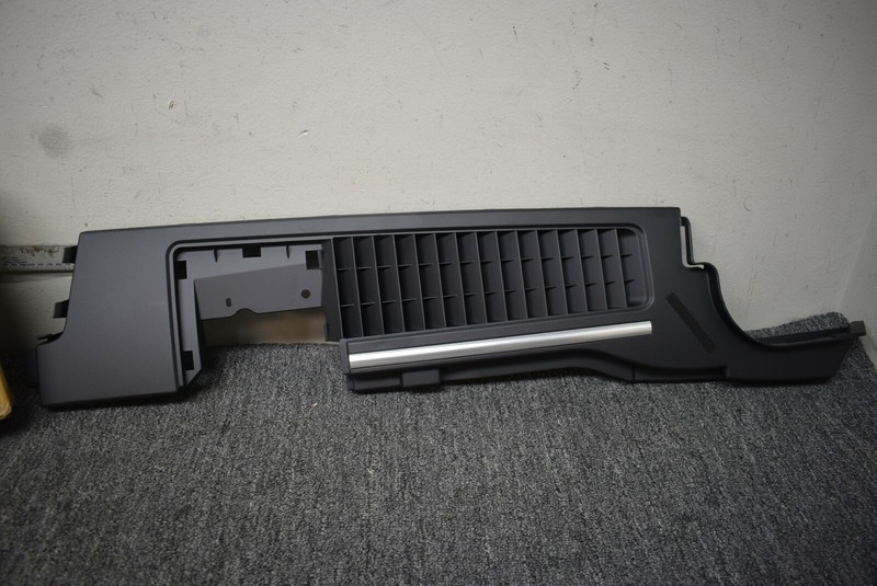 2010 RANGE ROVER VOGUE REAR BOOT PLASTIC TRIM FACTORY OEM