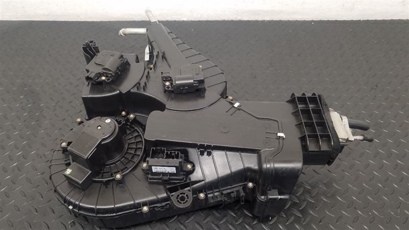 12-14 Chrysler Town & Country Rear HVAC Heater Unit Assembly OEM 68164489AA