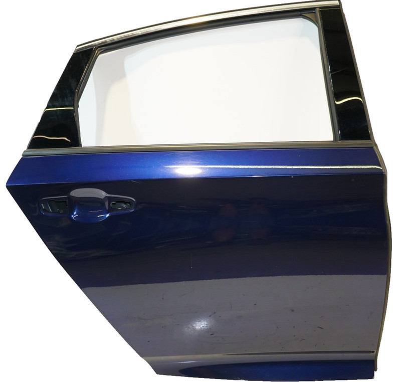π
2018-2022 HONDA ACCORD OEM. PANEL PASSENGER RIGHT REAR DOOR PAINT: B588PV