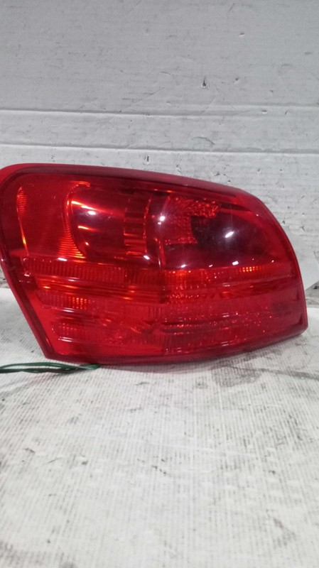 2013 Nissan Rogue Left Tail Light Assembly Grey OEM 389598 134K Miles