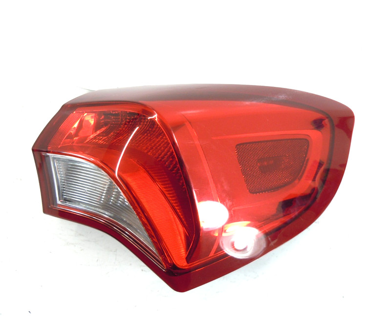 2019 2020 Buick Envision Quarter Panel Mounted Tail Light Passenger Right OEM