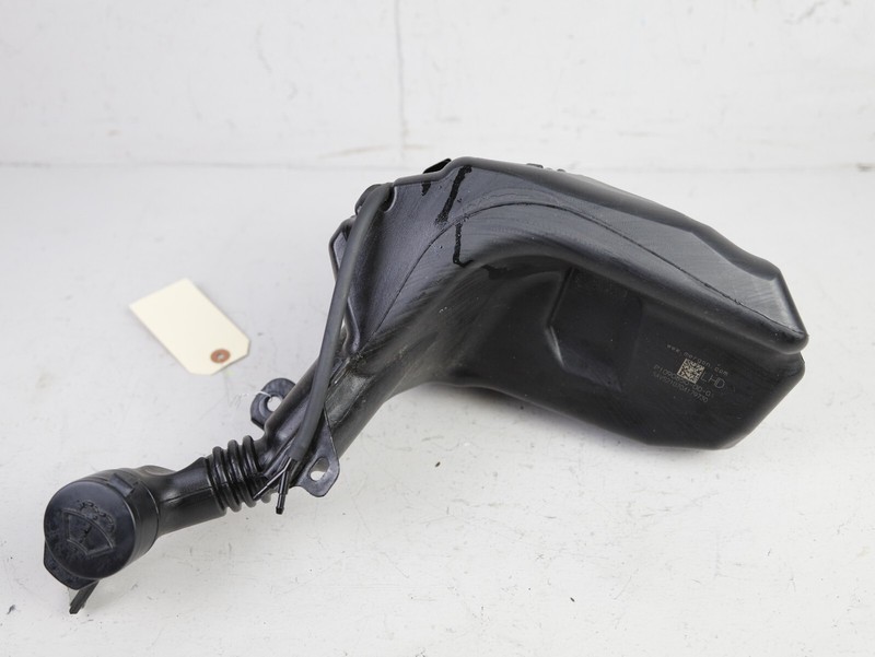 17-22 TESLA MODEL 3 WINDSHIELD WASHER RESERVOIR BOTTLE TANK 1096062-00-G OEM 12K