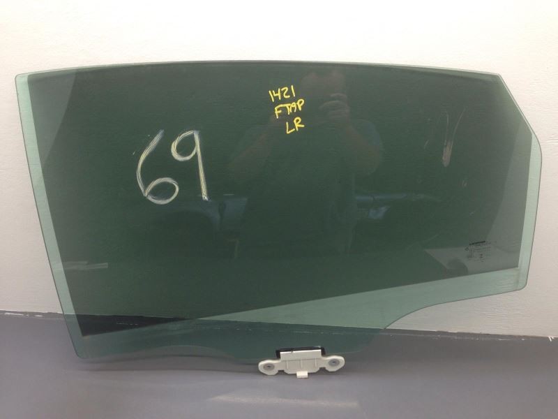 Left Driver Rear Door Window Glass Fits 2015-2017 Chrysler 200 75614 NO SHIPPING