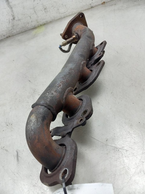 00 01 02 03 04 TOYOTA TUNDRA PASSENGER RIGHT EXHAUST MANIFOLD 8 CYLINDER