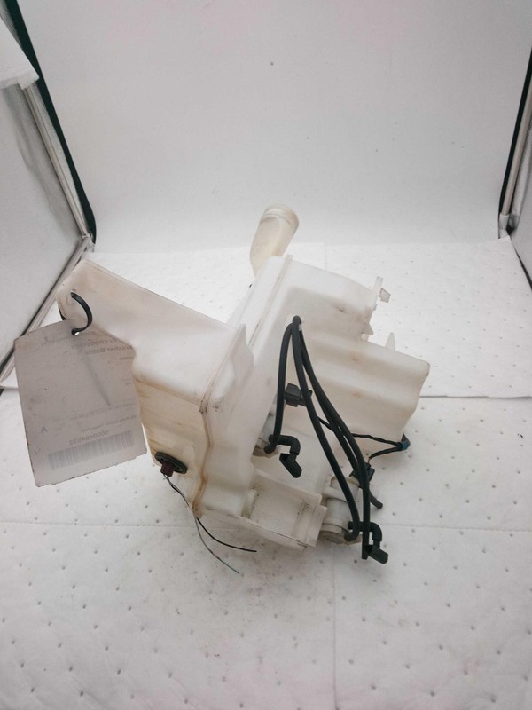 2017 Subaru XV Crosstrek Washer Fluid Reservoir OEM Black 2.0L 172K Miles