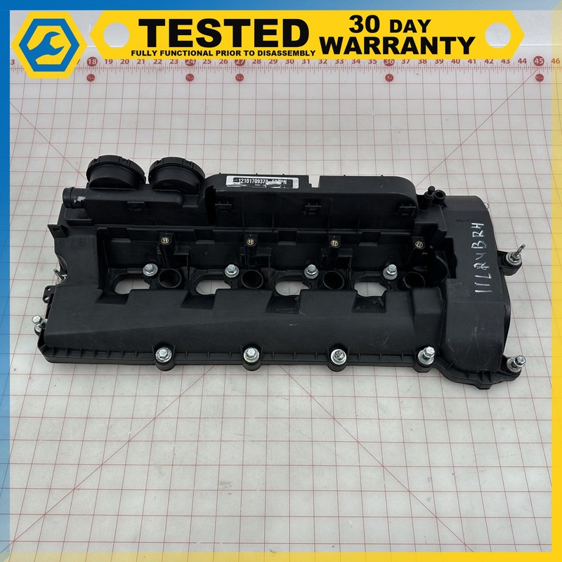 10-22 Land Rover Range Rover engine RIGHT PASSENGER SIDE CYLINDER HEAD COVER OEM