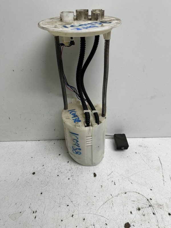 2005-2007 Toyota Sequoia Fuel Gas Pump Sending Unit Assembly Oem