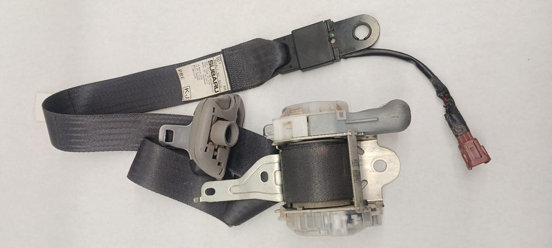 2006 SUBARU FORESTER Front Seat Belt passenger retractor OEM 06