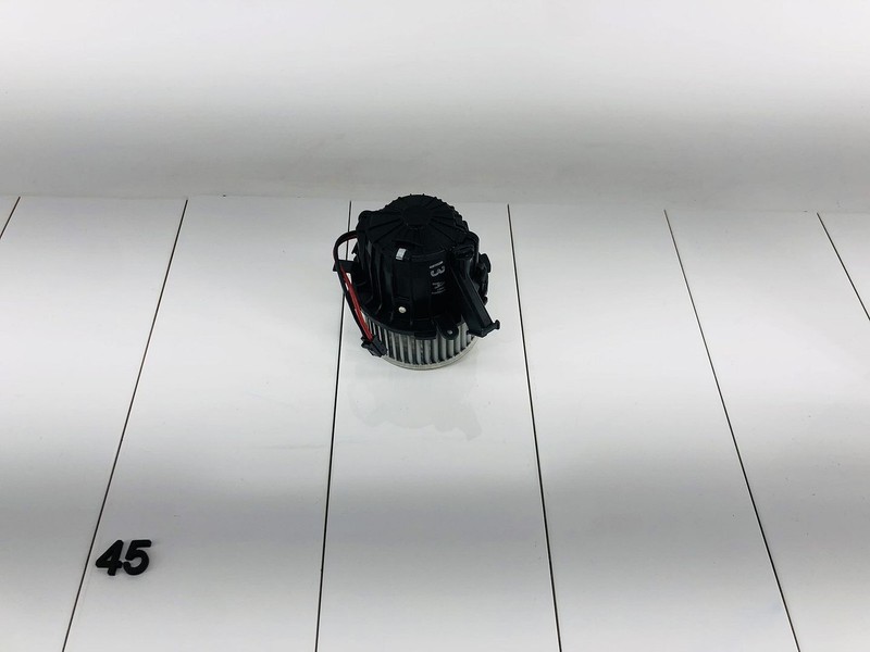13-16 AUDI A3 QUATTRO AIR CONDITIONER HVAC HEATER BLOWER MOTOR FAN OEM