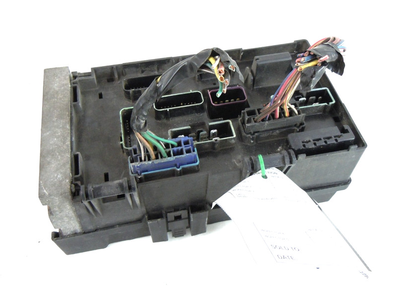 06 07 Chrysler Town & Country Totally Integrated Power TIPM Relay Fuse Box OEM