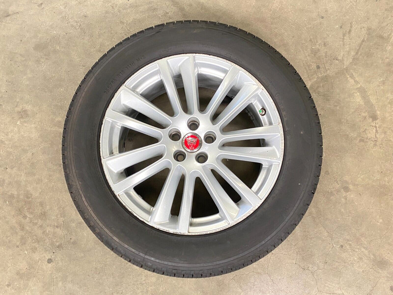 ⭐2017-2020 JAGUAR F-PACE WHEEL RIM SILVER W/ TIRE 8.5x19 255/55/19 OEM LOT2375