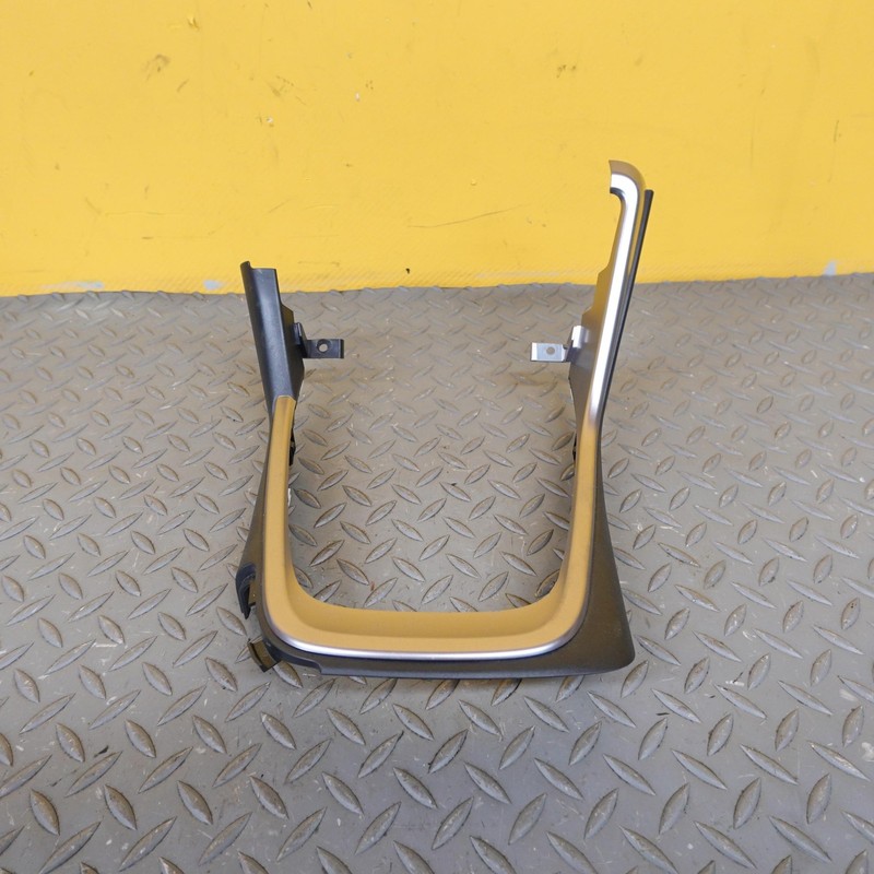 2022-2025 SUBARU BRZ CENTER CONSOLE SHIFT SHIFTER TOP BEZEL TRIM PANEL OEM