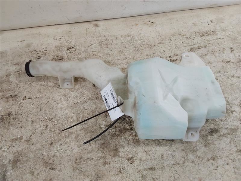 Wash Reservoir Classic Style Fits 15-19 SIERRA 1500 PICKUP 3246117