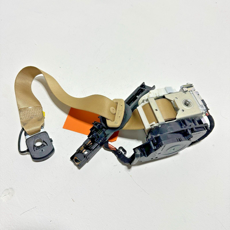 2007-13 MERCEDES S550 W221 Front Passenger Seat Seatbelt Seat Belt Retractor OEM