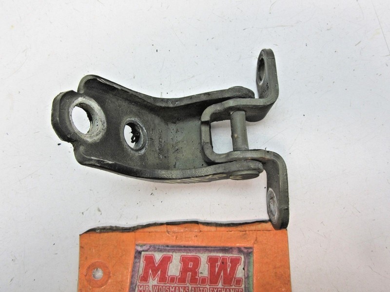FOR RIGHT FRONT PASSENGER DOOR HINGE PIN BUSHING UPPER TOP 06-11 CIVIC COUPE RF