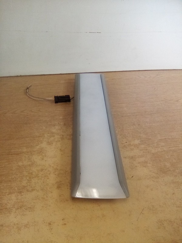 Volvo VNL 82758710, 2049-004 Dome Light