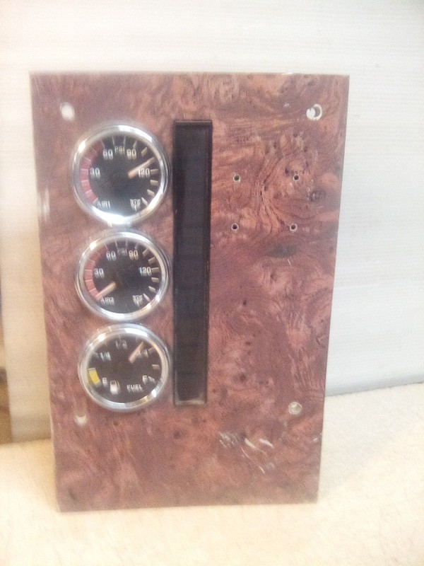 International 9200 Dash Gauge Panel 3503487C91 "READ DESCRIPTION"